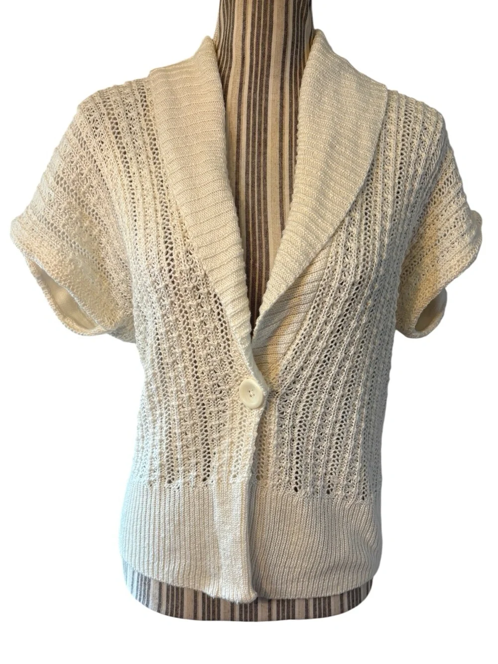 Sonoma Cardigan Medium Cream Crochet Knit Short-Sleeve Shawl-Collar Button close